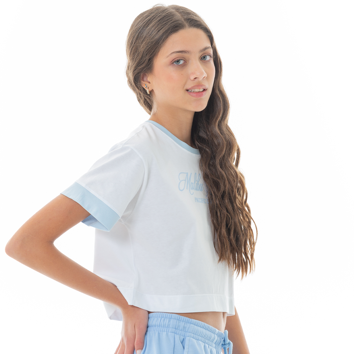 Camiseta crop para niñas en algodón “malibu beach” estampado
