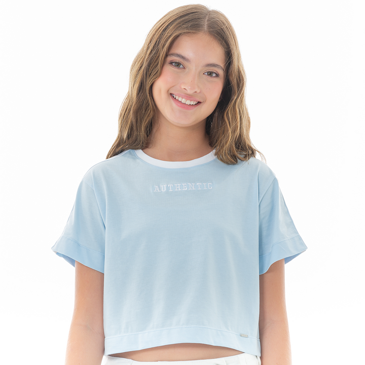 CAMISETA “AUTHENTIC” PARA NIÑA – AZUL CLARO