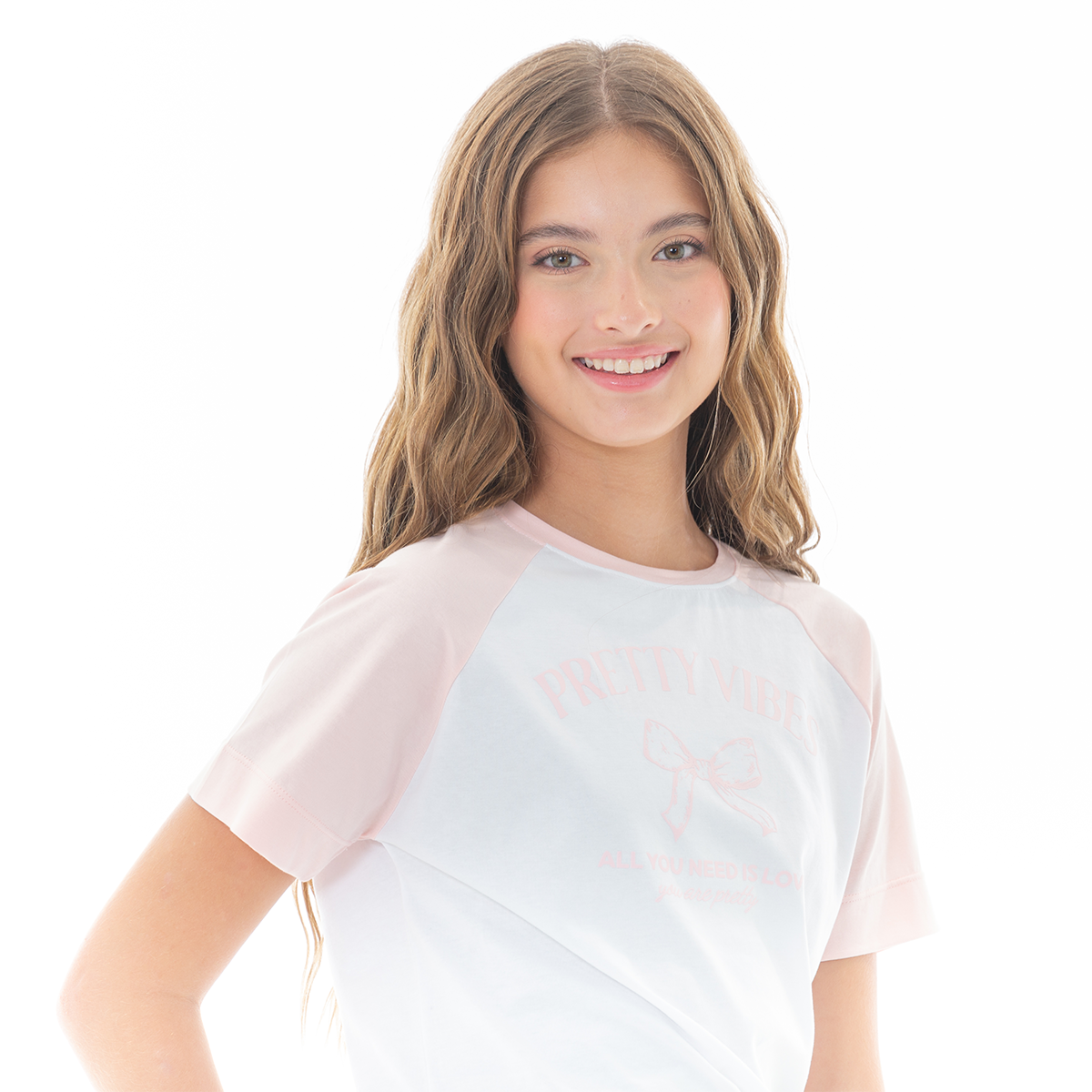 CAMISETA PARA NIÑAS CON DISEÑO ESTAMPADO - PRETTY VIBES