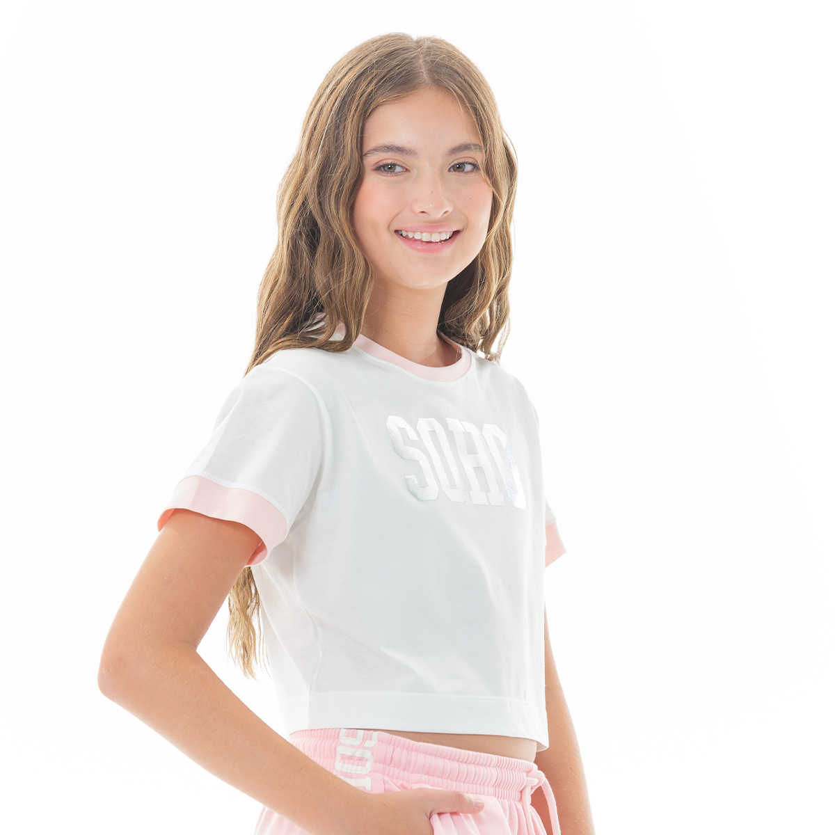 Camiseta crop para niñas en algodón con estampado Soho en foil