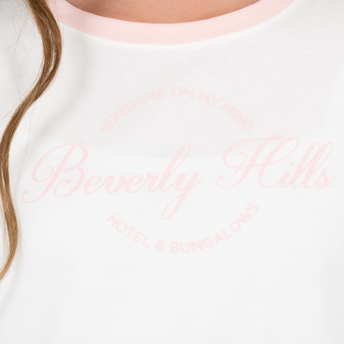 Camiseta crop para niñas en algodón “beverly hills” estampado