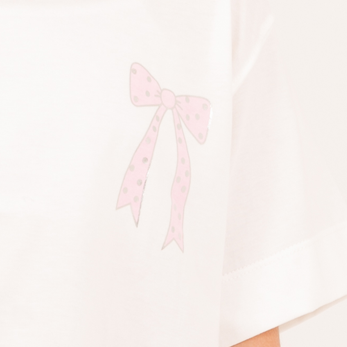Camiseta para niñas con diseño estampado de moños