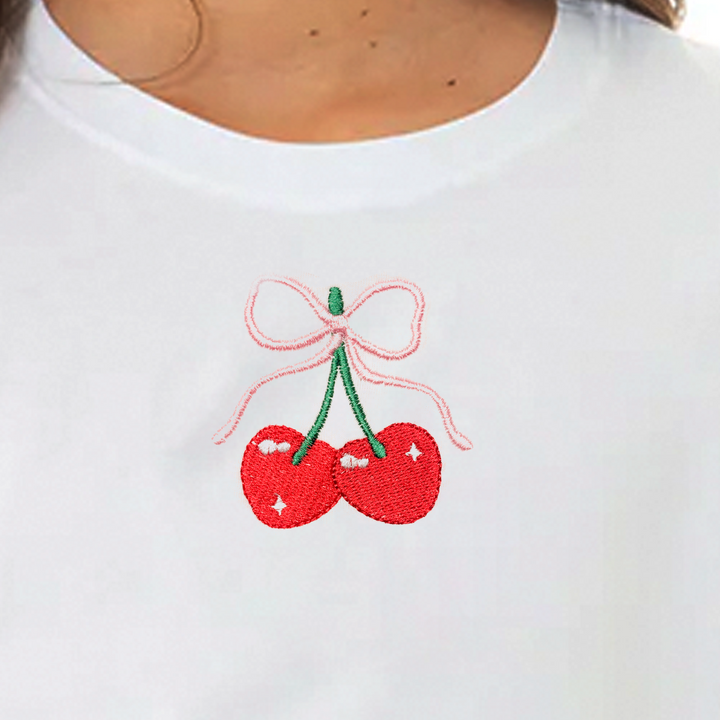 CAMISETA BLANCA PARA NIÑA CON CEREZAS BORDADAS