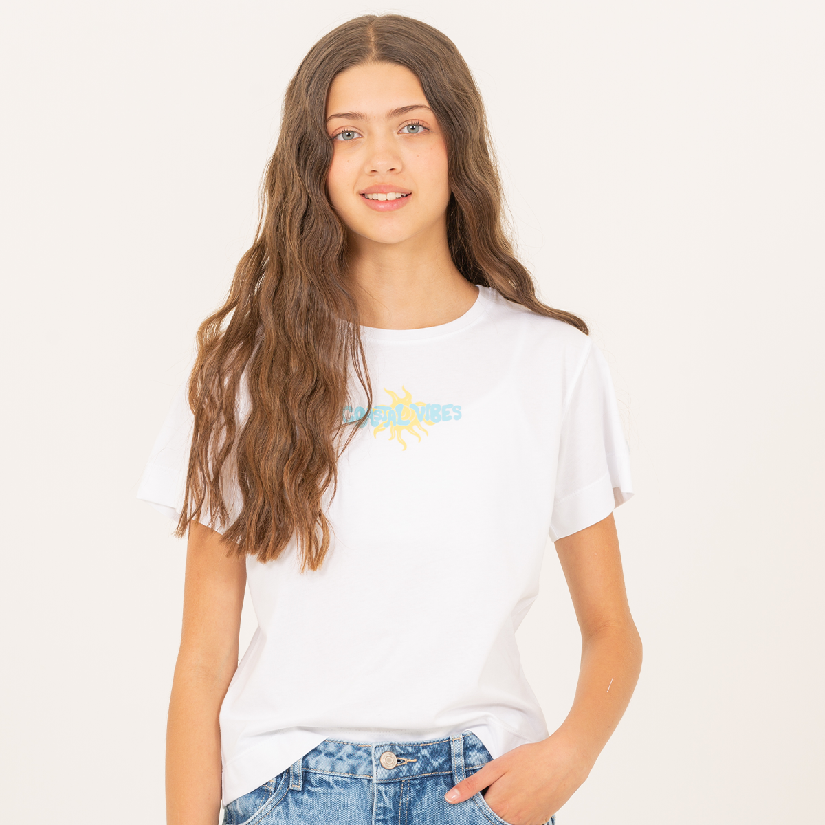 Camiseta para niñas con diseño estampado tropical