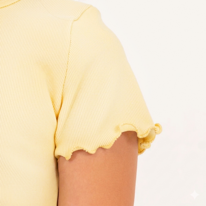 CAMISETA PARA NIÑAS MANGA CORTA EN RIB - AMARILLO CLARO