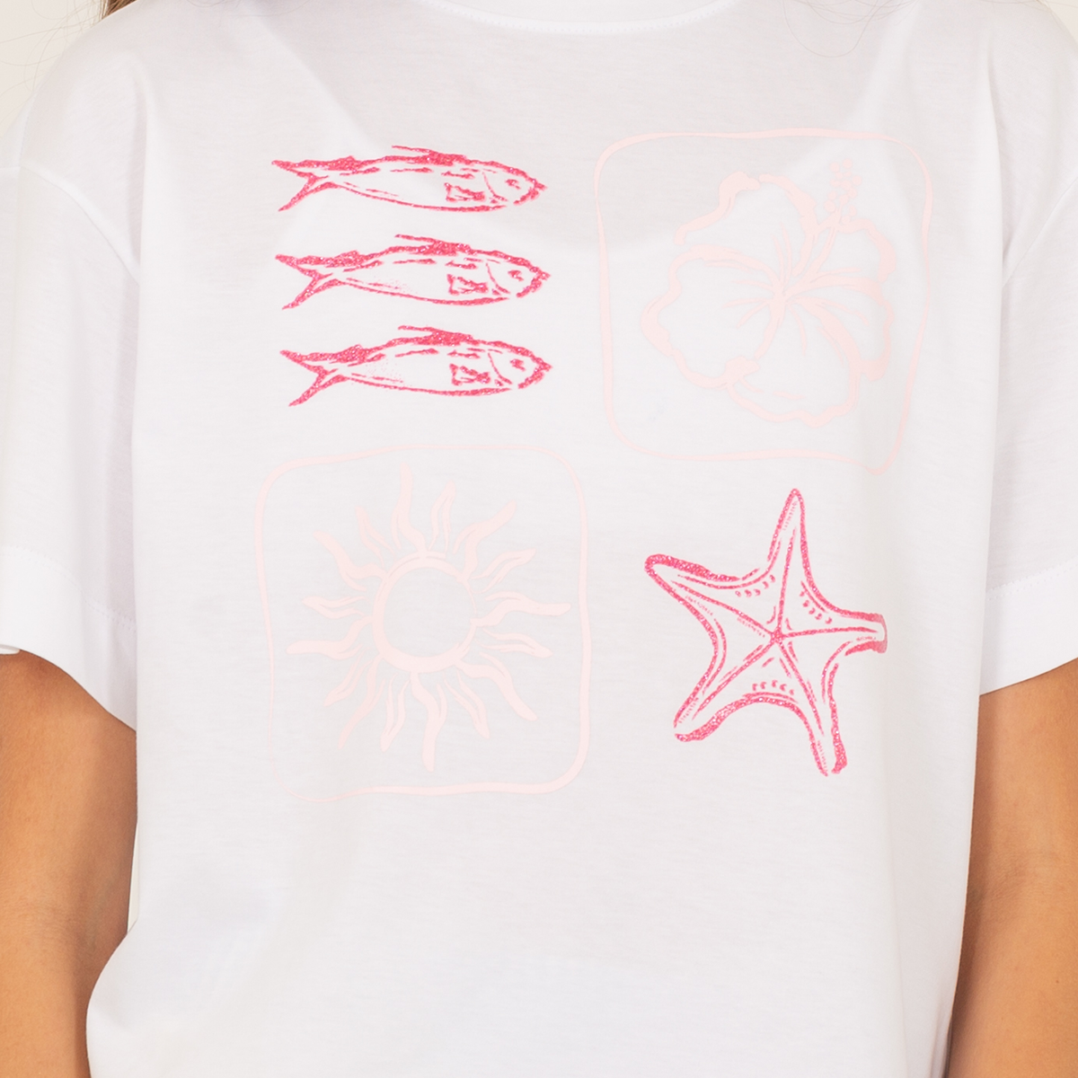 Camiseta para niñas con diseño estampado