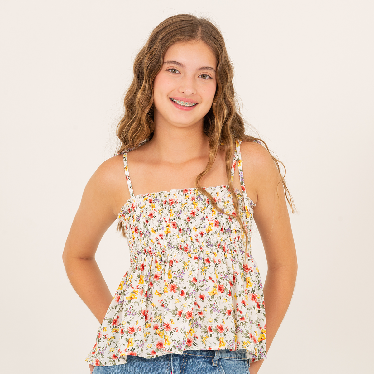 Blusa para niñas con diseño floral