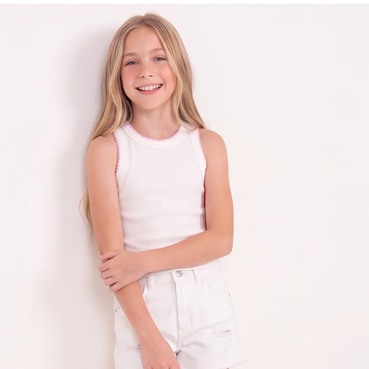 Crop top para niñas en rib con diseño en contraste - Beige