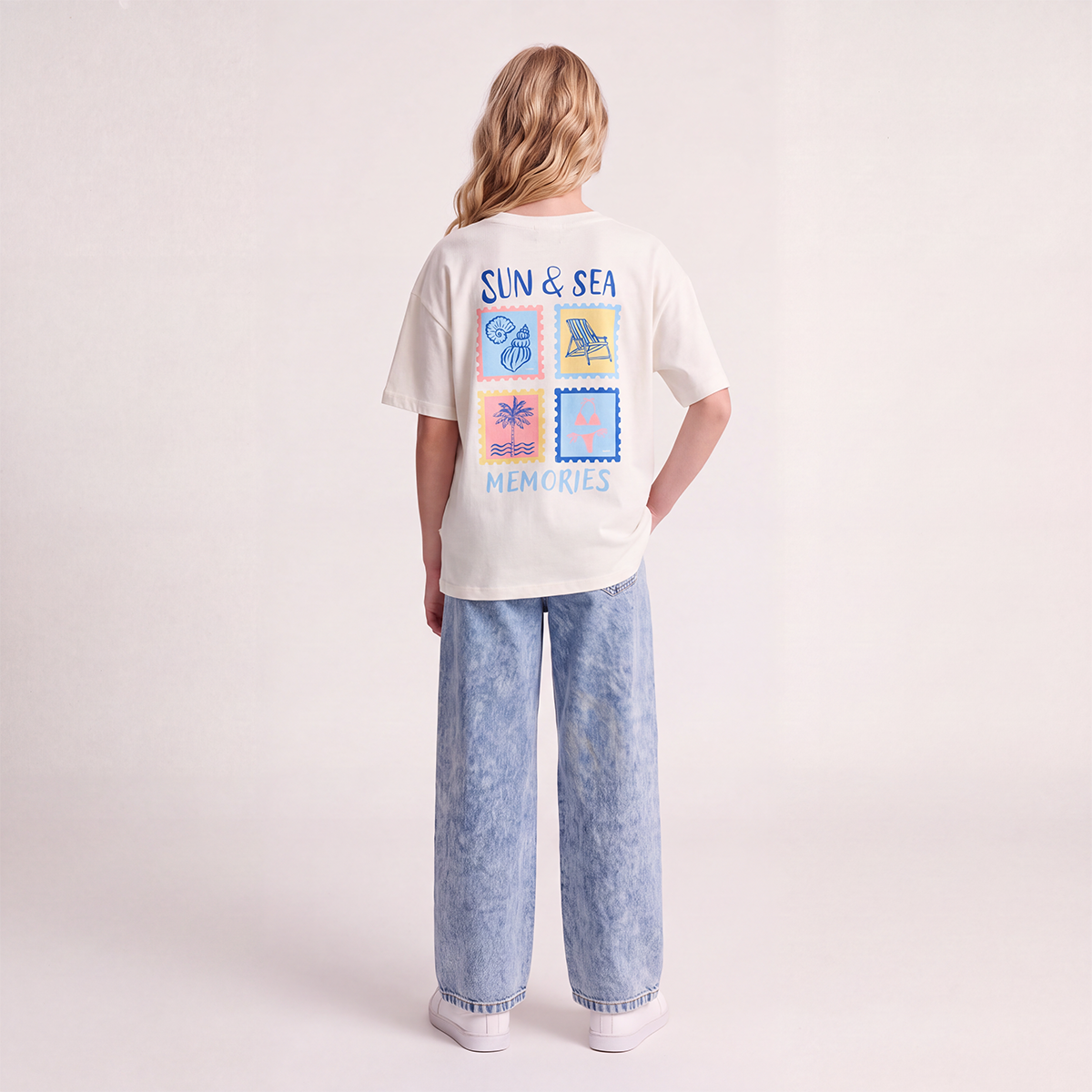 Camiseta para niñas con diseño estampado “Memories - Sun & Sea”