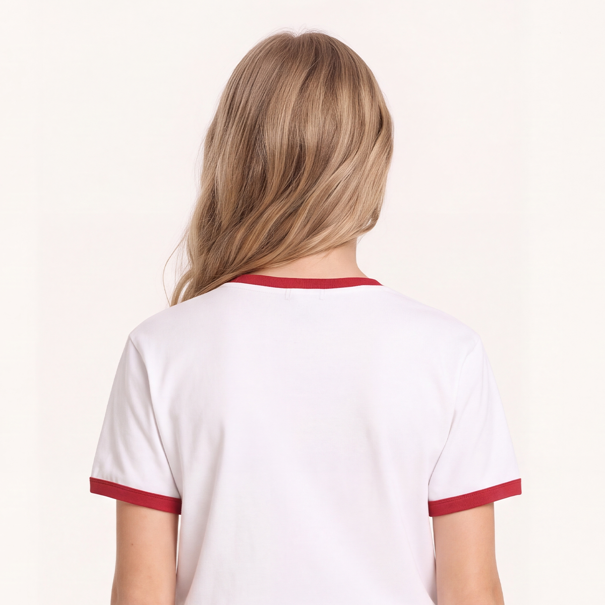 Camiseta para niñas con diseño estampado “Hugs and joy“ - Beige
