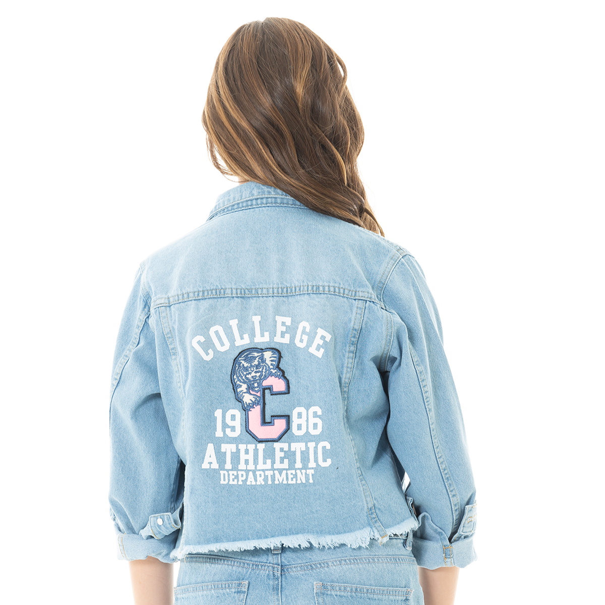 CHAQUETA PARA NIÑAS CON PARCHES ESTILO UNIVERSITARIO