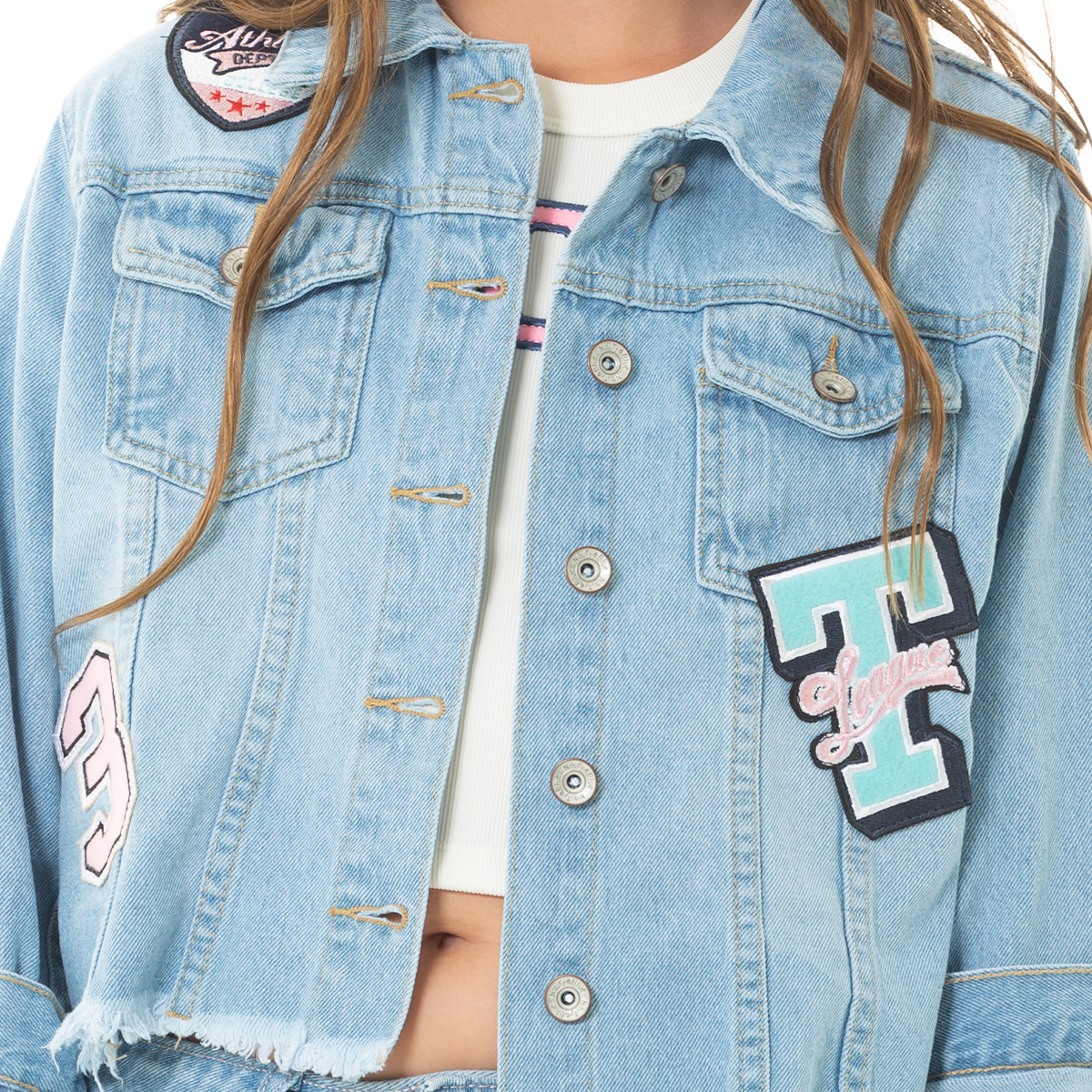 CHAQUETA PARA NIÑAS CON PARCHES ESTILO UNIVERSITARIO
