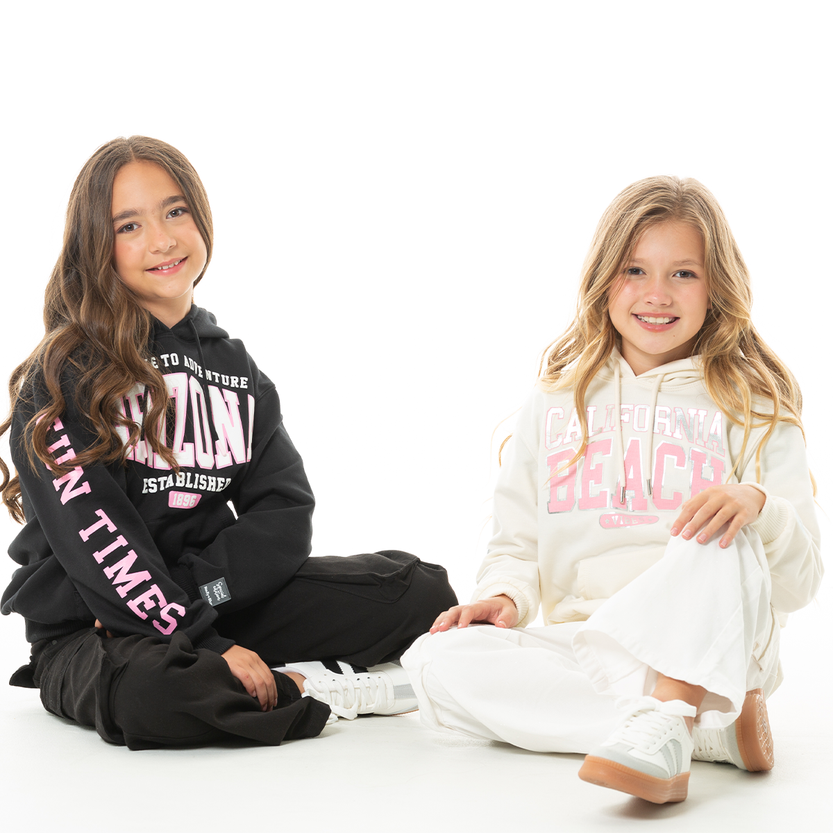 HOODIE PARA NIÑAS CON DISEÑO ESTAMPADO