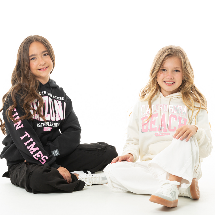 HOODIE PARA NIÑAS CON DISEÑO ESTAMPADO