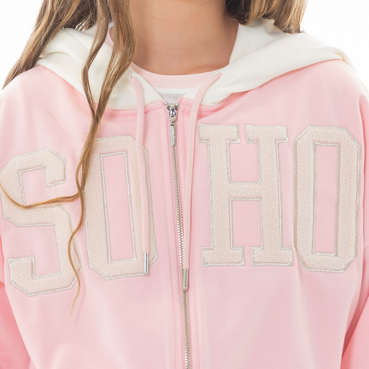 HOODIE PARA NIÑAS CON DISEÑO EN APLIQUE - SOHO