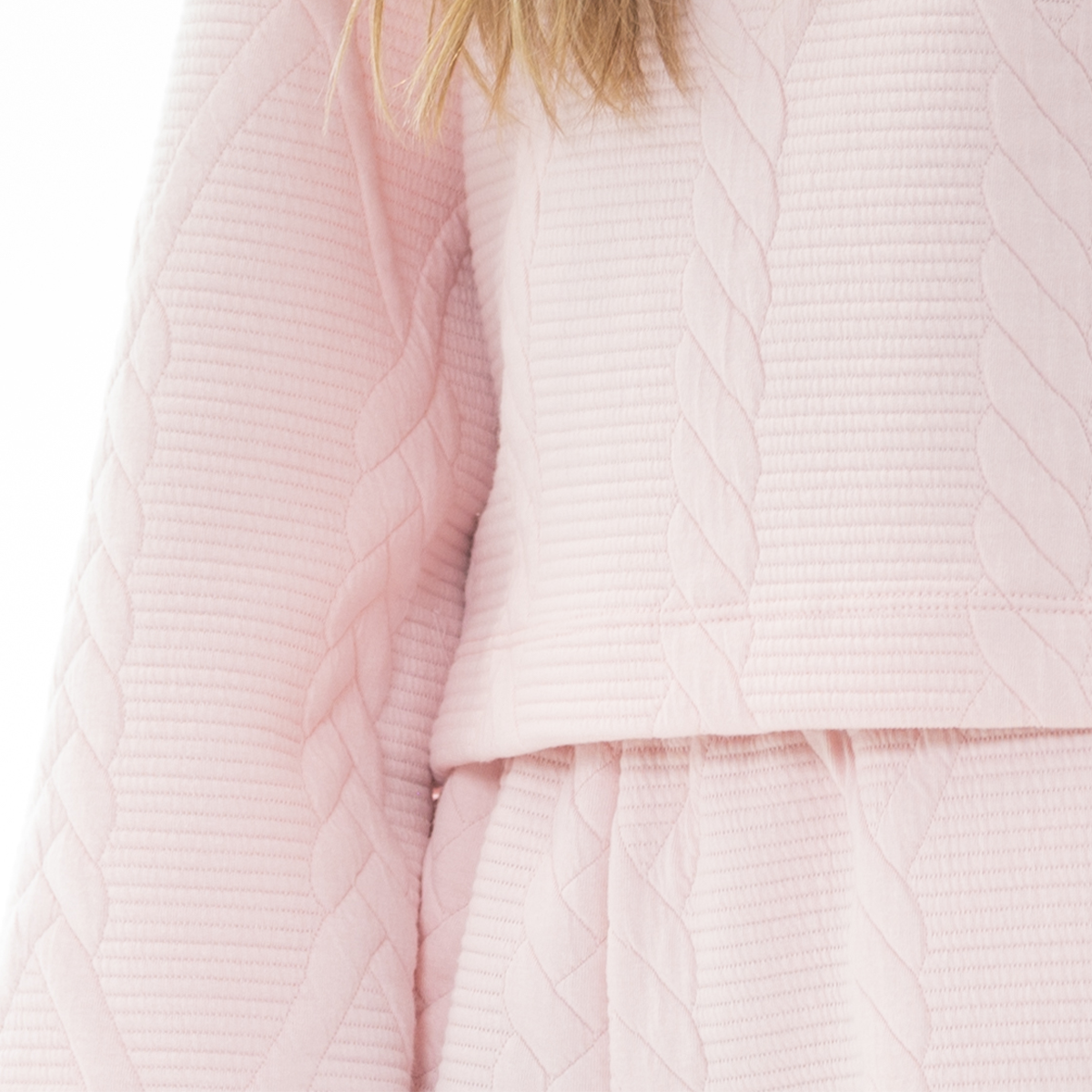 HOODIE PARA NIÑAS CON DISEÑO EN TEJIDO TRENZADO - COLOR ROSADO