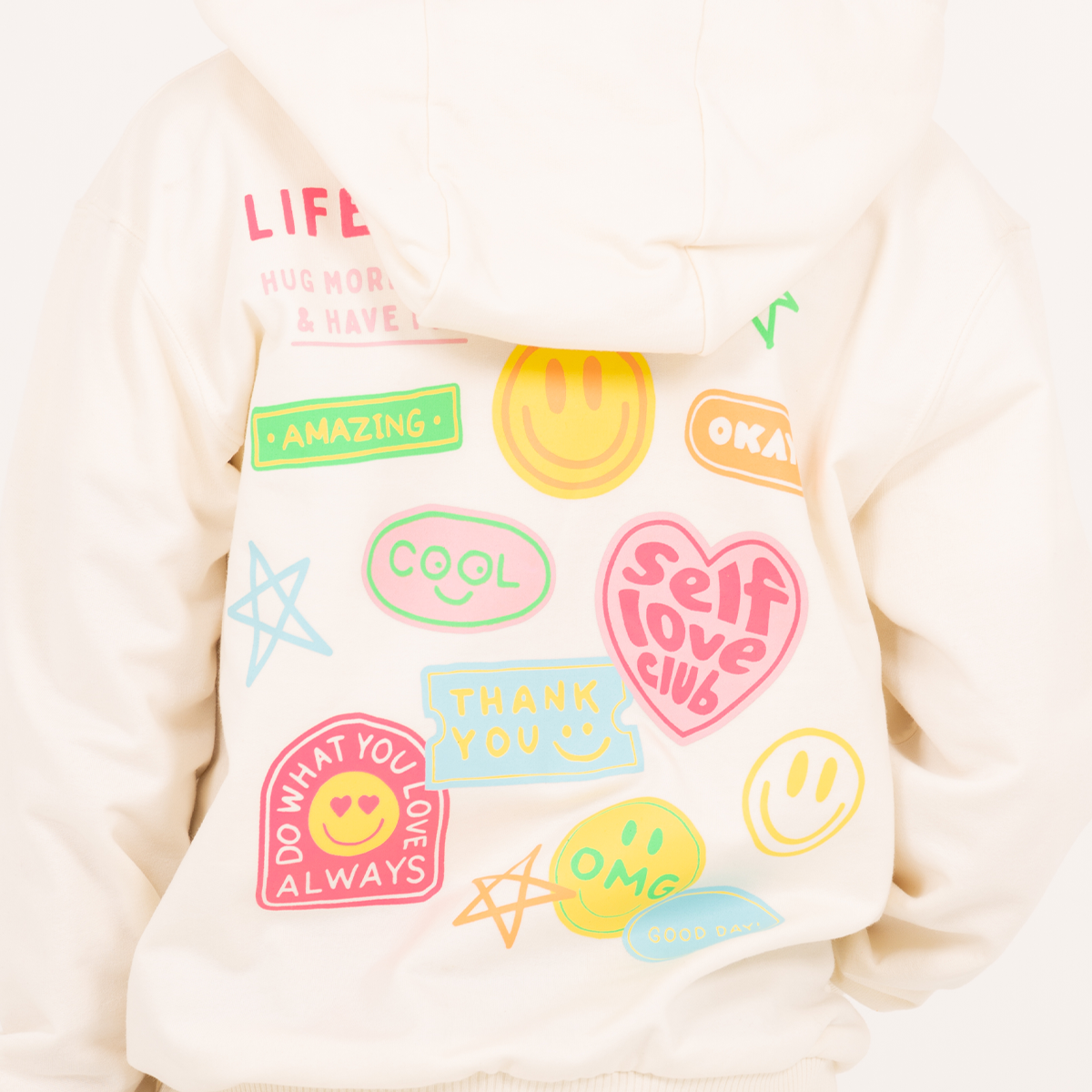 Hoodie para niñas con diseños graficos estampados – Off white