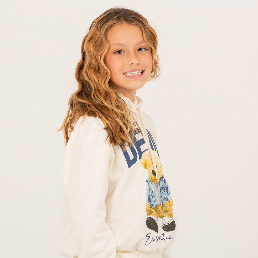 Hoodie para niñas con diseño estampado “forever denim essentials” Off white