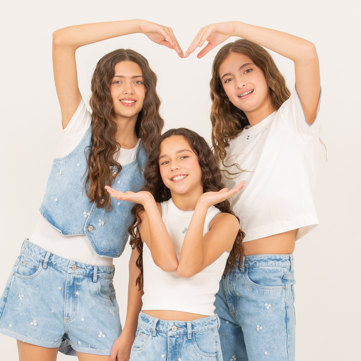 Chaleco para niñas con diseño floral bordado - Azul