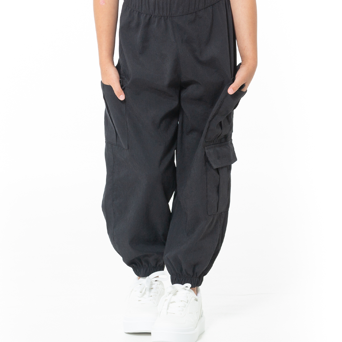 CONJUNTO CROP TOP Y PANTALÓN PARA NIÑAS