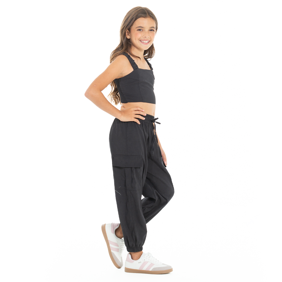 CONJUNTO CROP TOP Y PANTALÓN PARA NIÑAS