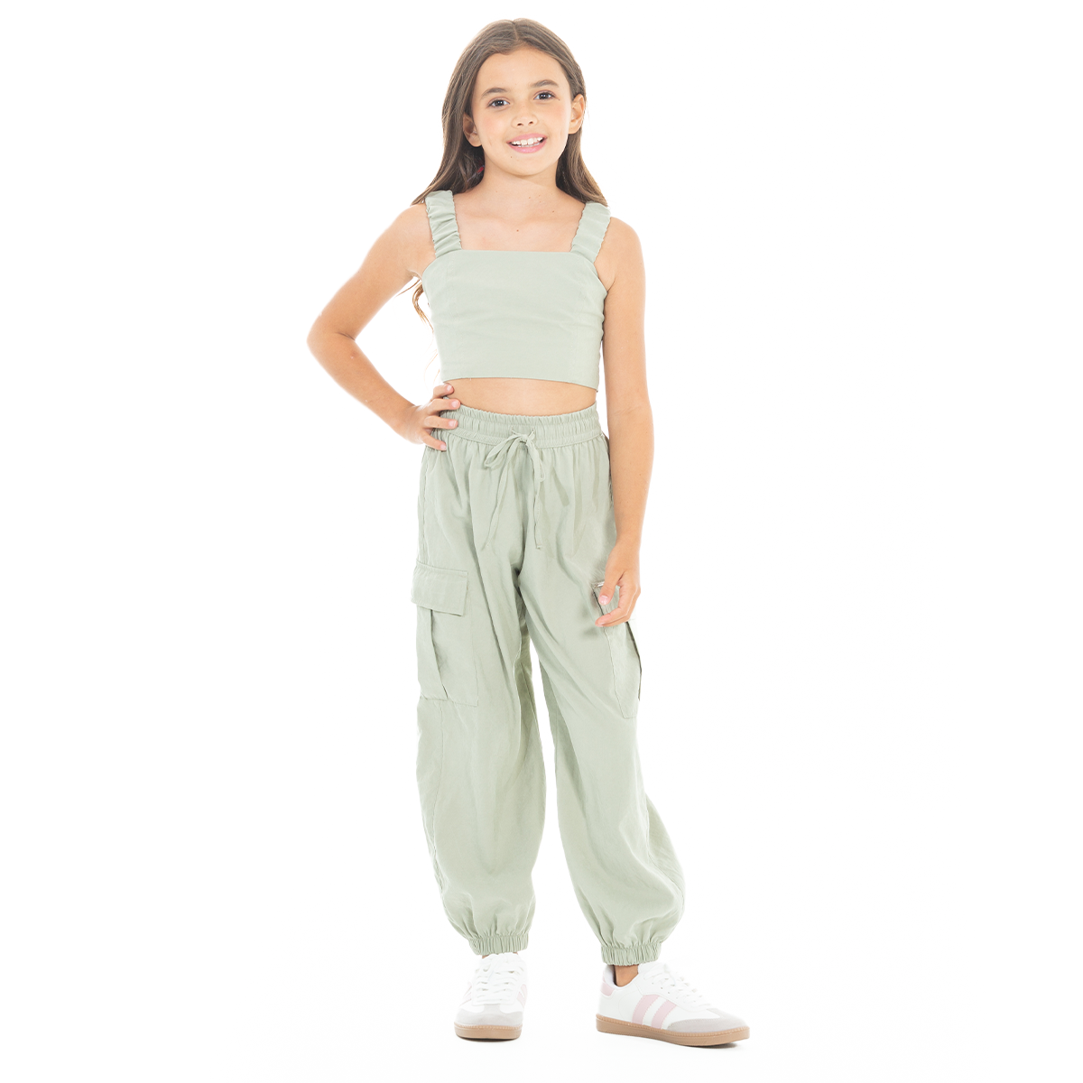 CONJUNTO PARA NIÑAS CROP TOP Y PANTALÓN