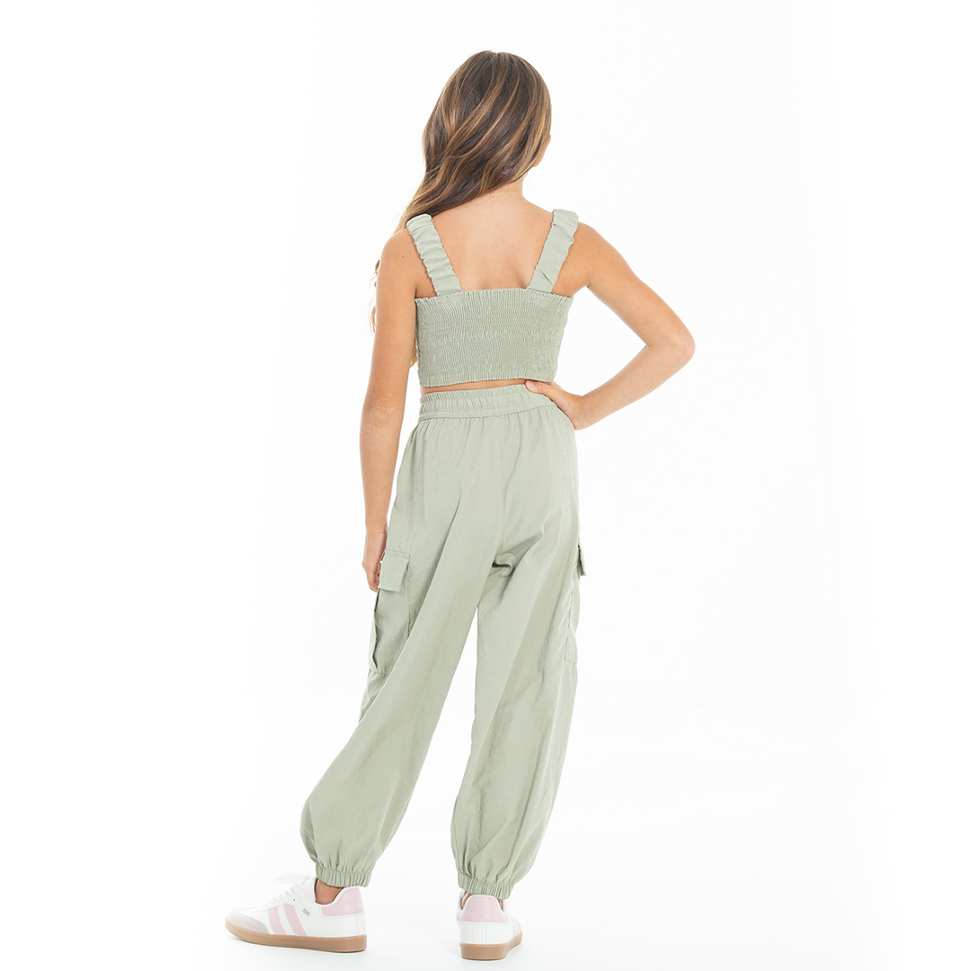 CONJUNTO PARA NIÑAS CROP TOP Y PANTALÓN