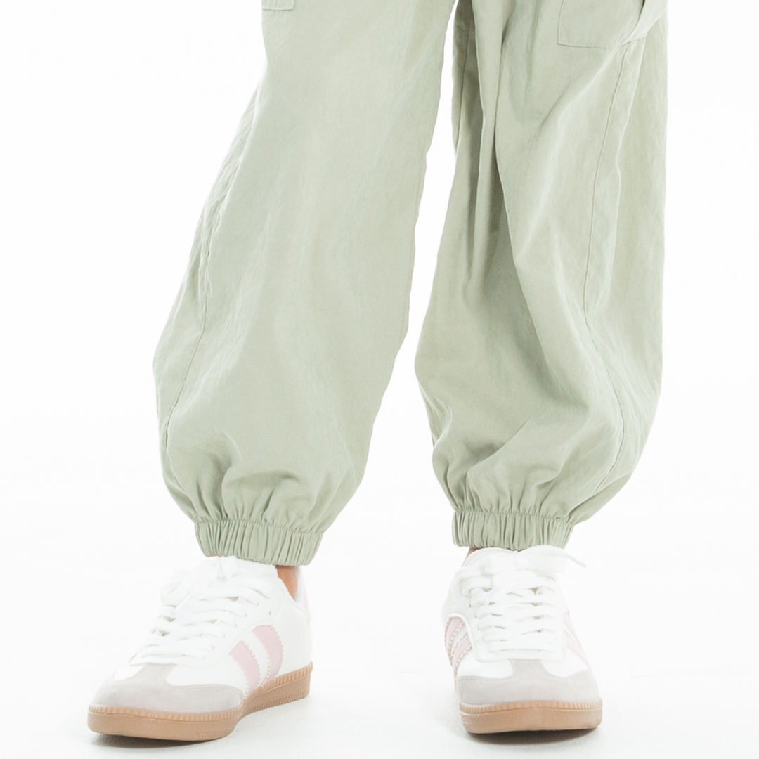 CONJUNTO PARA NIÑAS CROP TOP Y PANTALÓN