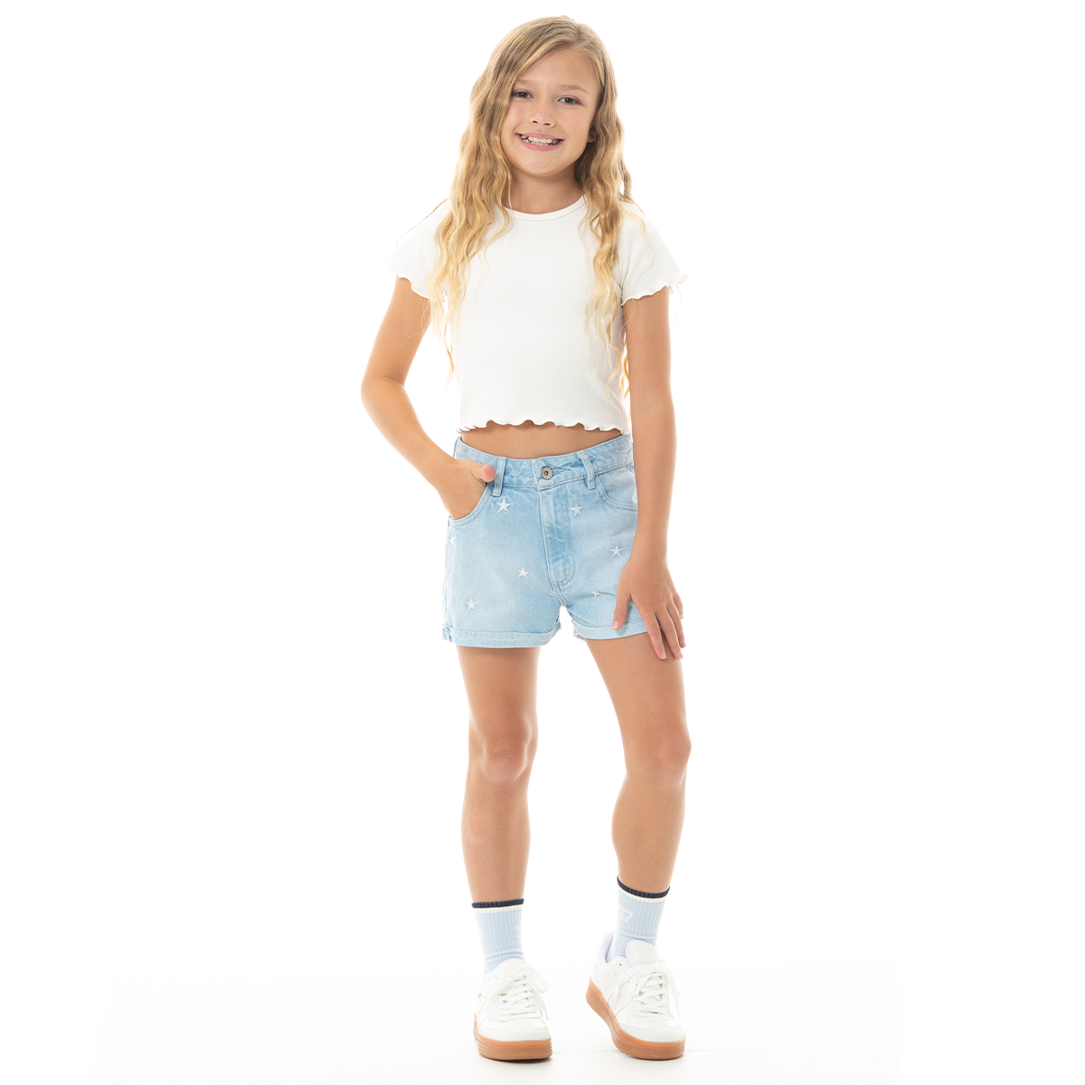 SHORT PARA NIÑAS CON ESTRELLAS BORDADAS