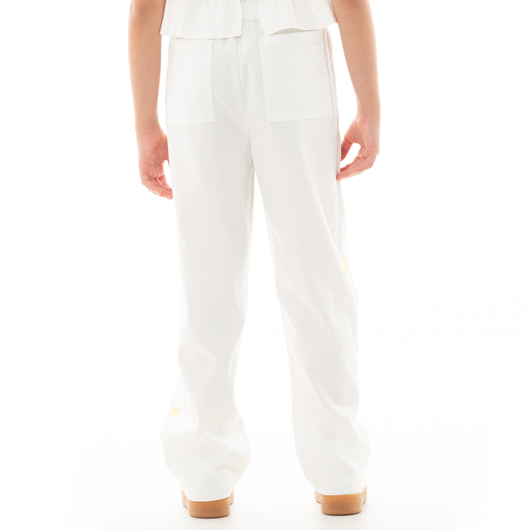 PANTALON PARA NIÑAS CON DISEÑO BORDADO DE SOLES