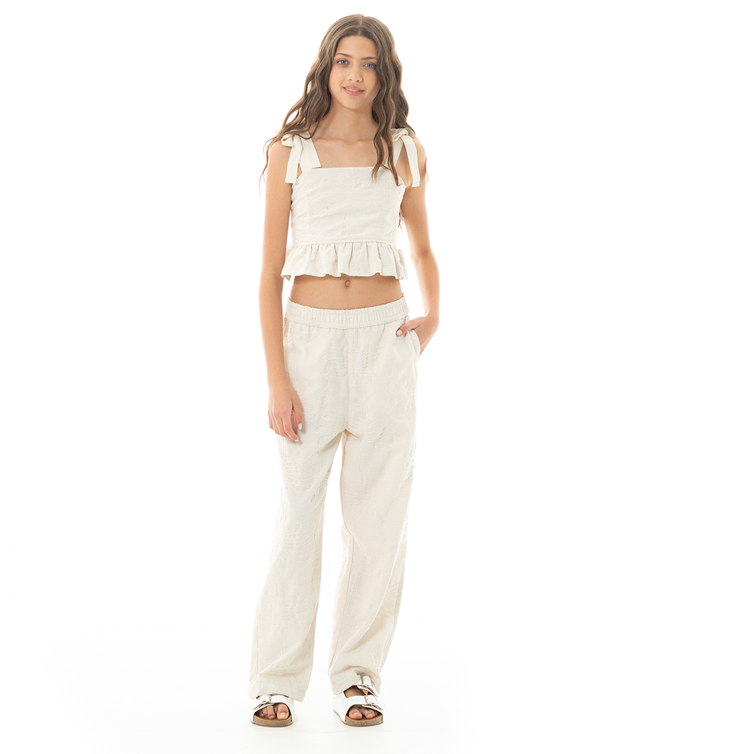 PANTALON PARA NIÑAS CON DISEÑO BORDADO