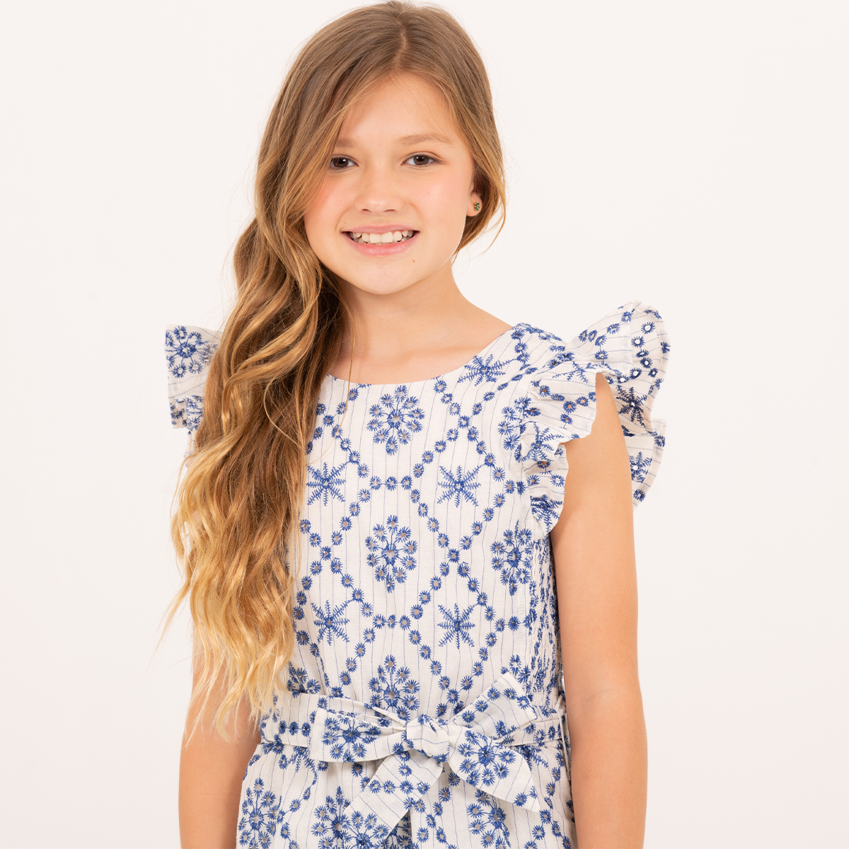 Enterizo para niñas en diseño de ojalilo