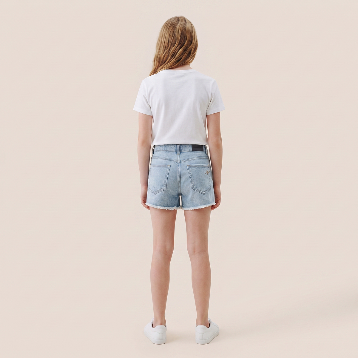 Short para niñas en denim con apliques brillantes