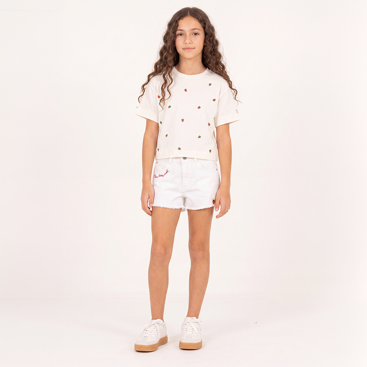 Short para niñas con diseño bordado - Strawberry sweet