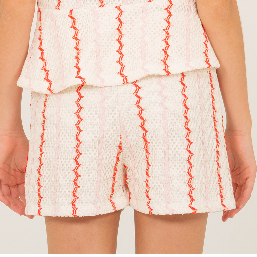 SHORT PARA NIÑAS CON DISEÑO TEJIDO - ROSADO