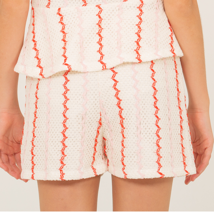 SHORT PARA NIÑAS CON DISEÑO TEJIDO - ROSADO