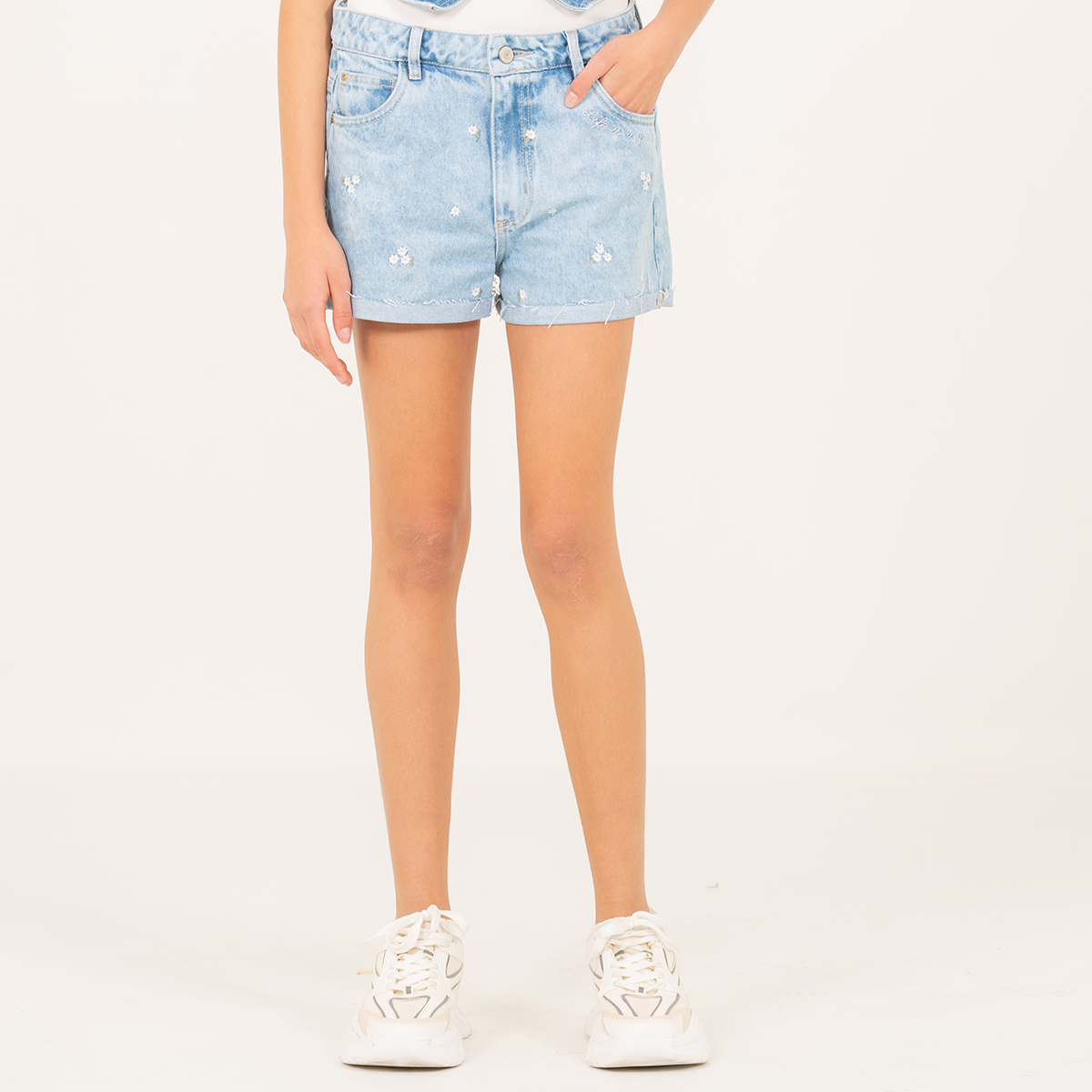 Short para niñas con diseño floral bordado - Azul