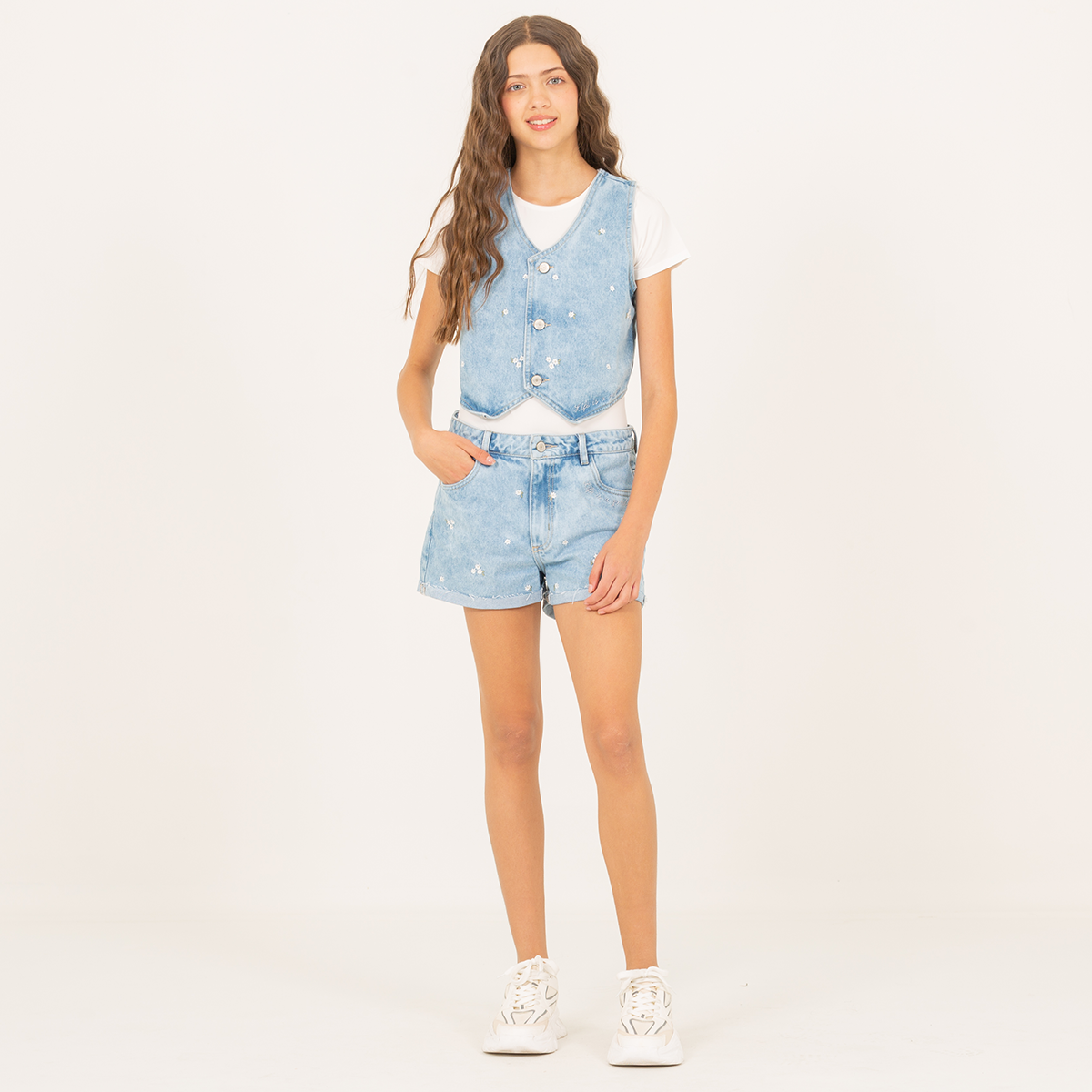 Short para niñas con diseño floral bordado - Azul