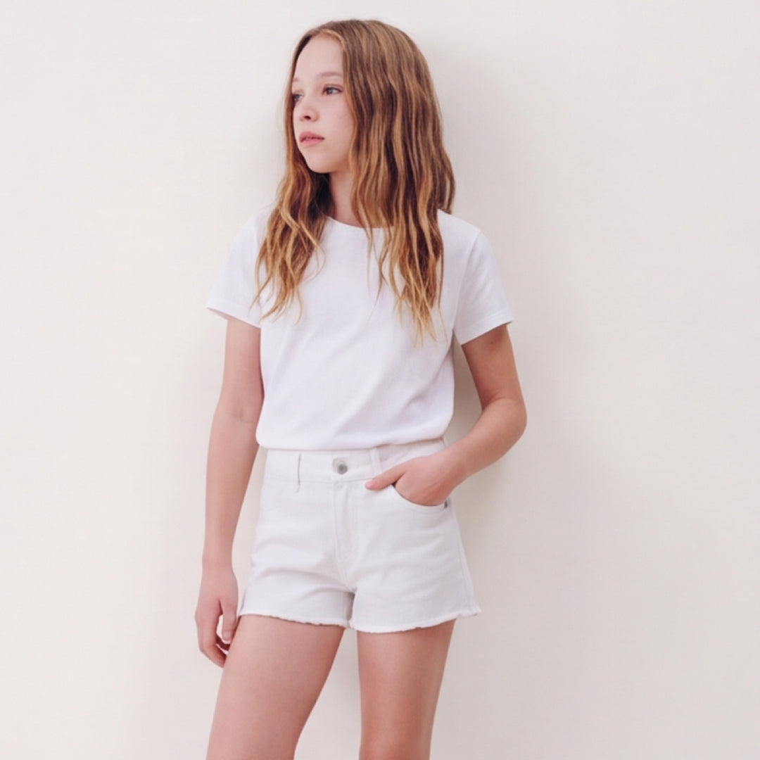 Short para niñas con diseño en glitter