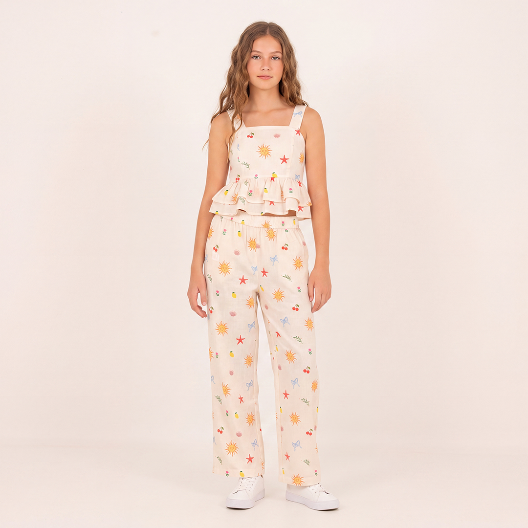 Pantalon para niñas con detalles estampados
