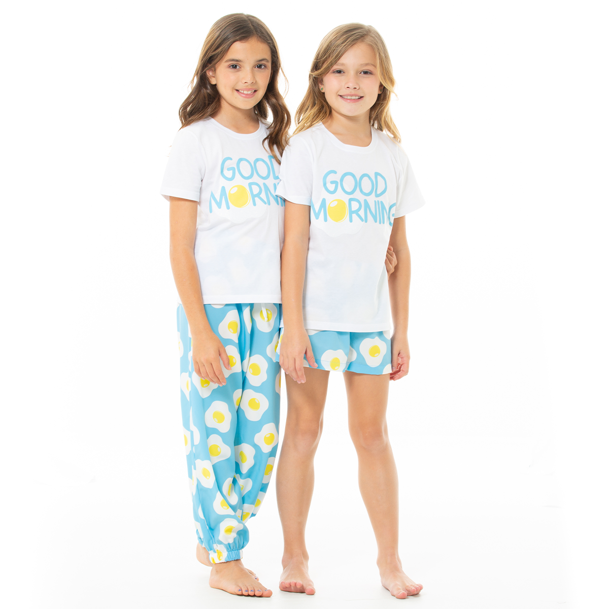 PIJAMA PARA NIÑAS DE SHORT CON DISEÑO DE HUEVOS