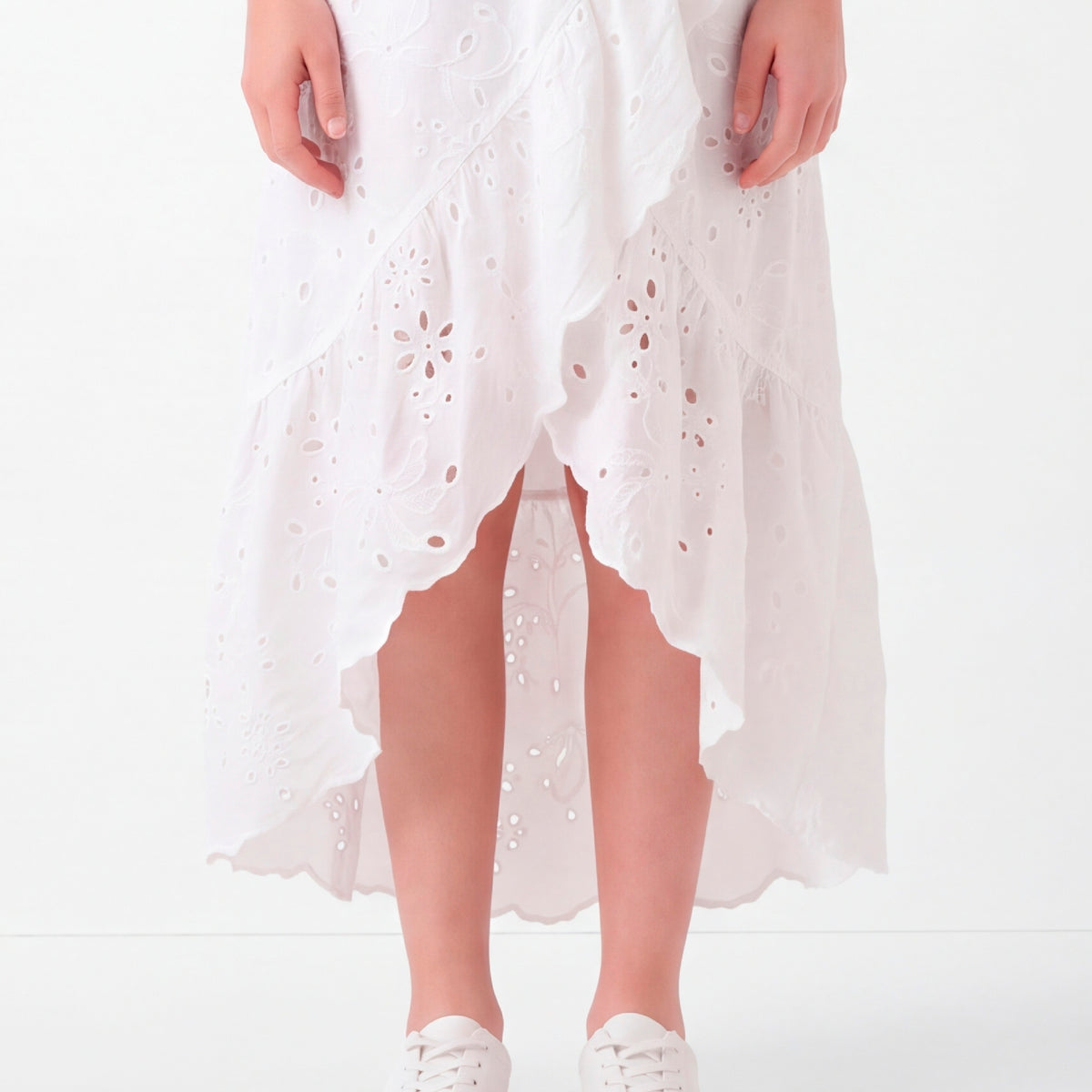 Vestido para niñas largo con diseño de ojalillo - Beige