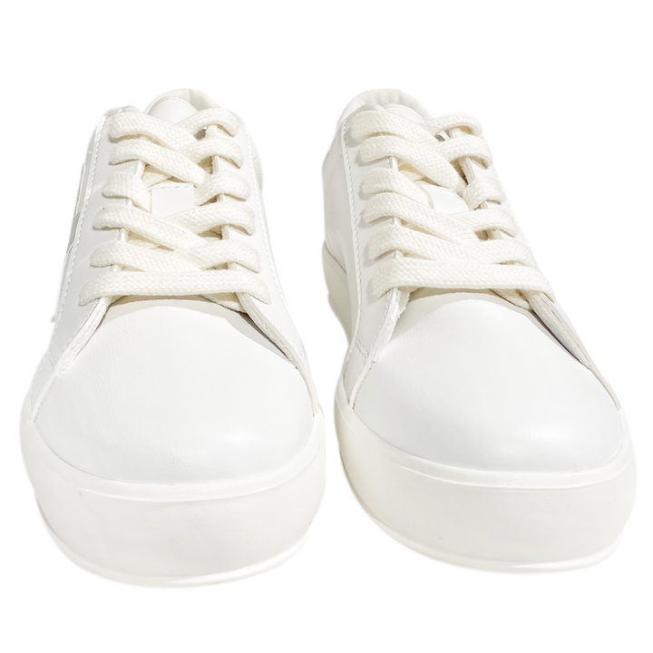 Tenis para niñas blancos con diseño plateado