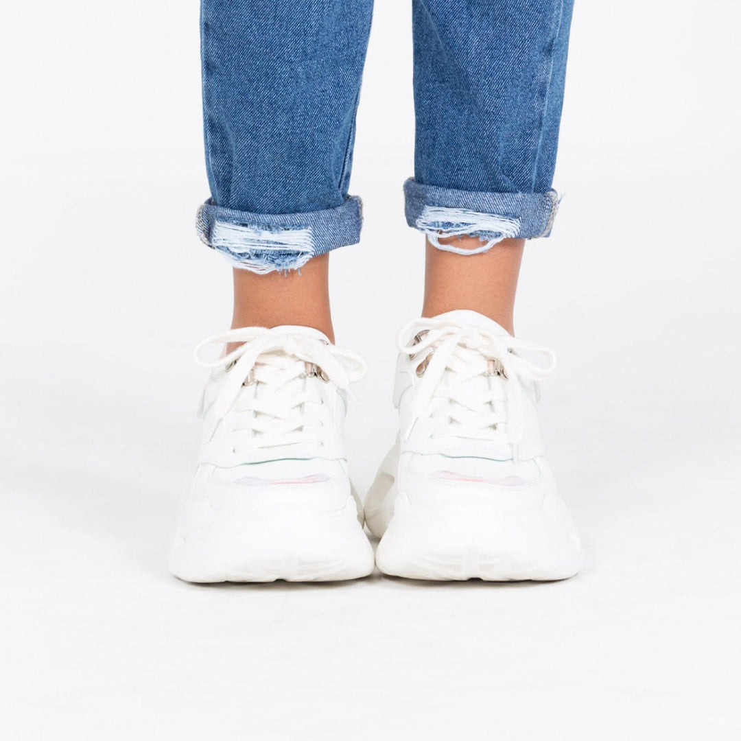 Tenis blancos para niñas con plataforma